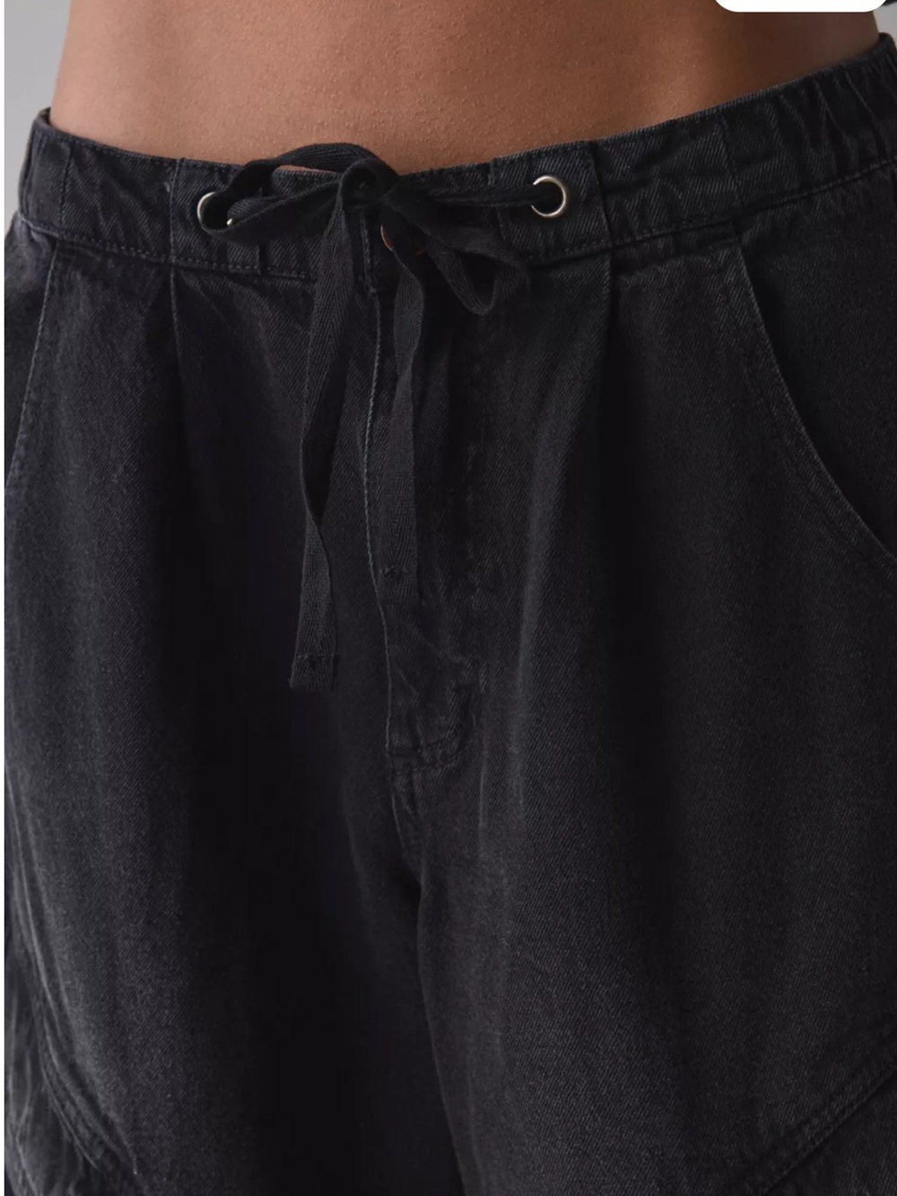 NEW BDG Denim Station Wide-Leg Cargo Pants - Picture 3 of 5